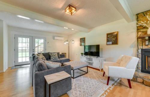 Pet-Friendly Mooresville Escape with Fenced Yard and Lake Access - Foto 30
