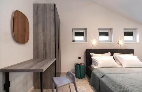 4 Bedroom Gorgeous Home In Korcula - Photo 35