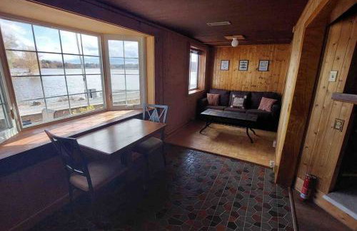 Riverside Cabin with Private Fishing Access! - Foto 5