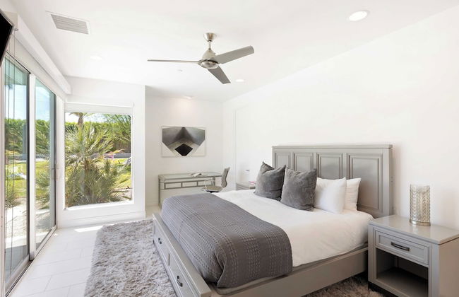 Sleeps 40 3 Luxe Villas Next to Empire Polo Club Putting Green & Pickleball - Foto 47