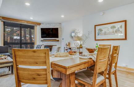 Arroyo by Avantstay Peaceful Mountain Townhouse w/ Large Private Balcony - Foto 18