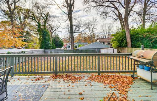 Walk to Lake and Boat Ramp Central Gem in Annapolis - Foto 32