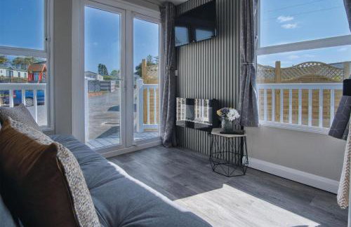 The Studio - 1 Bedroom Cabin - Amroth - Foto 4