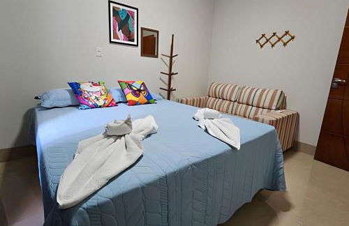 Casa ampla e confortável. Piscina e churrasqueira. - Foto 35