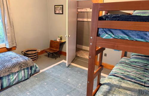 Lakefront Farmhouse for Family Gatherings - Foto 20