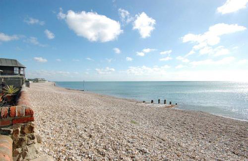 Seagull Cottage, Aldwick - Photo 21