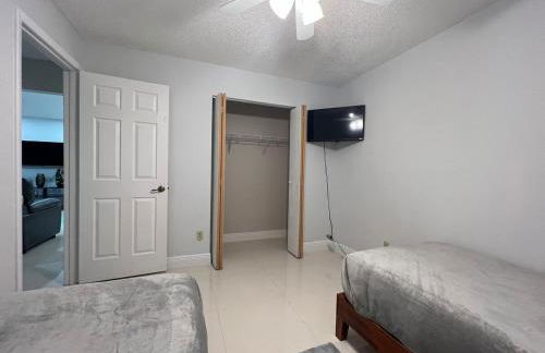 Beautiful pool home 15 minutes from Disney! - Foto 15