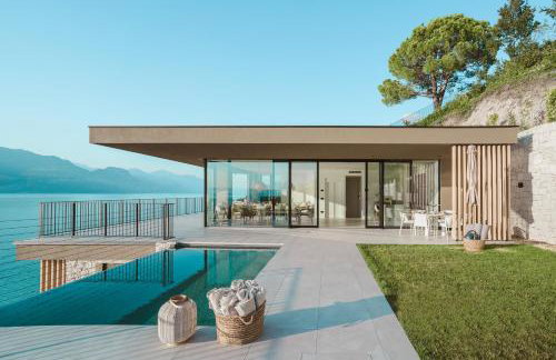 LUXE VISTA Lakeside Villa Brenzone - Foto 55