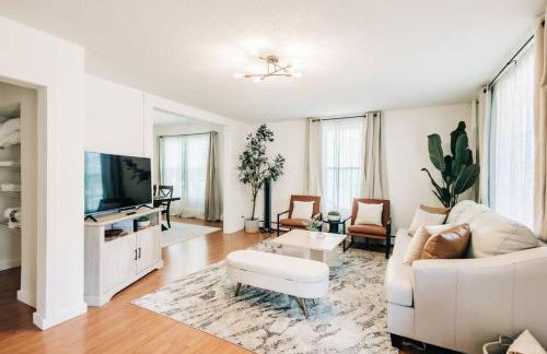 Bright, chic & spacious in the heart of St. Paul by Summit-University with porch and swing chairs - Foto 1