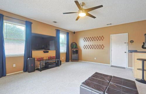 Vista Valley Vacay 5-BD w Pool & Cinema - Foto 39