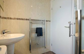 2 Bedroom House- Contractors - Families - Sleeps 4 - Foto 30