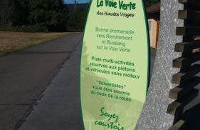 RELAX CHALET Nature Retreat - isolé sur 3 hectares - confort de LUXE - maison entière 150m2 - près de La Bresse - Foto 68