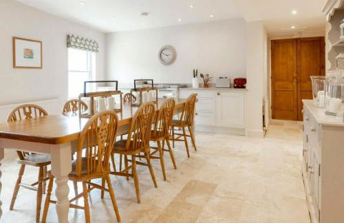 Independence House - Photo 4