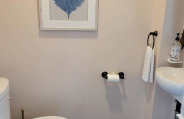 Waterfront Salt Pond House, water view and dock - Foto 18