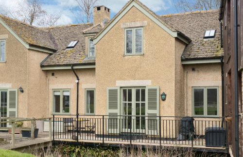 Lakeside property with spa access on a nature reserve Keynes Cottage MV20 - Foto 2