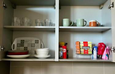 Bright & Cozy 2 bed Apartment - Foto 4