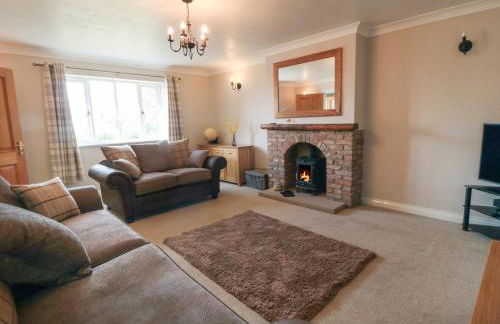 Cherry Garth - Photo 4