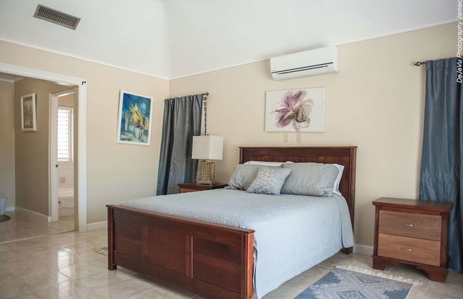 Breezy Shores at Cardiff Hall - Photo 4