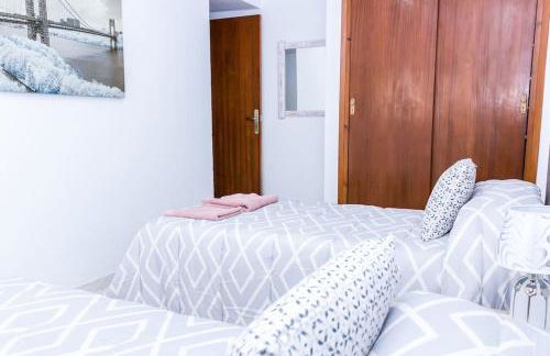 Villa El Arenal a 3 min de la Playa - Foto 30