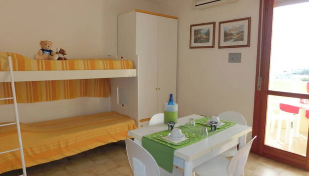 Homely Seaview Studio Flat With Balcony - Beahost - Foto 3, Habitación