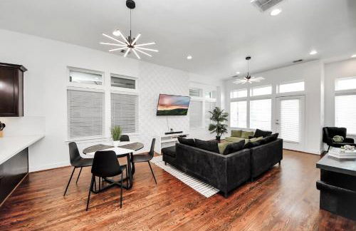 AMAZING ROOFTOP! DOWNTOWN SKYLINE VIEWS!!! SLEEPS 15 - Foto 18