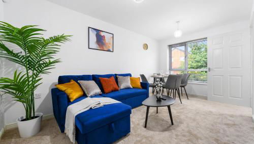 Superb Two Bedroom House Near Etihad & Coop Live - Free Parking - Foto 4