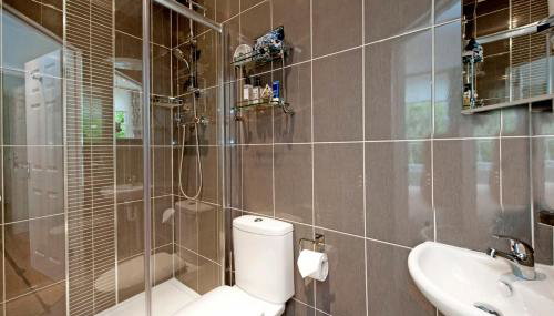 The Apartment, 24 West End Terrace, Winchester - Foto 4, Shower