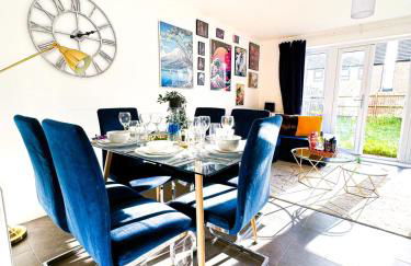 City Centre house for Family, Group & Contractor Stay - Sleeps Upto 9 Guests with Free Parking - Foto 14