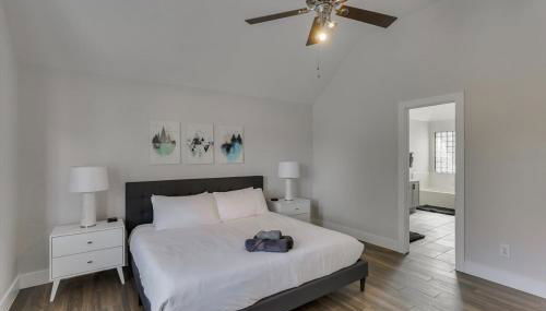 The Prestige Poolside Escape - 5BR with Cinema & Gaming - Foto 5