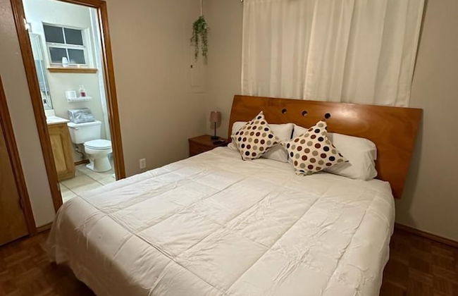 McAllen Majesty 4BR w Pool and Comfort - Foto 11