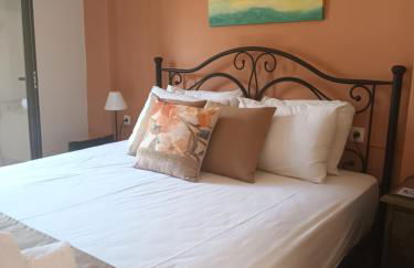 Dionisis Apartments - Photo 4