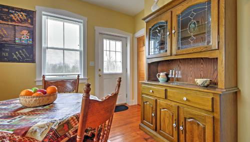 Charming Berger Apt on 42-Acre Farm with Pool Access - Foto 5