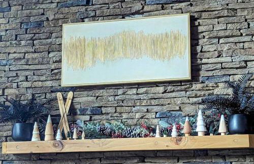 Serene Green - Views, Hot Tub, Skiing, Tubing, Gas Fireplace - Foto 61