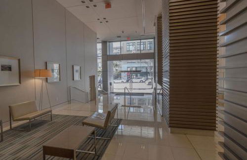 Cityscape Elegance with Water Views - Foto 54