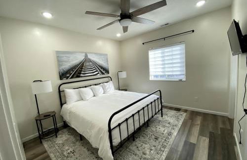 Newly Built 3 Bed 2 Bath House - Photo 8