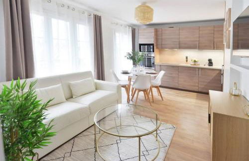 L'Olivier Centre ville Parking Disneyland 4 personnes et 1 bébé - Foto 2