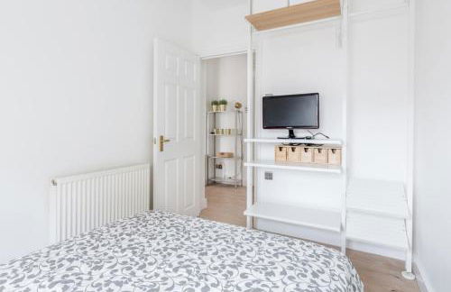 Live like a Londoner by TOWER BRIDGE - Photo 21