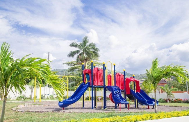 Caymanas Adrian's Vacation House - Foto 49