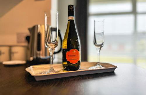 Dog Friendly Kessingland Chalet | Coastal Retreat - Photo 19