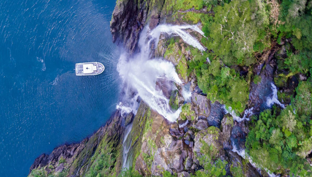 Discover Milford Sound with Lunch from Te Anau to Queenstown - Full-Day Tour - Photo 3