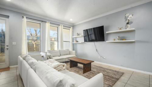 4 Mi to Dtwn Home with Pool Access in Sanford - Foto 5