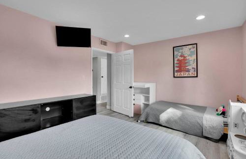 Family 4BR Home 15 min to Disneyland & Beach - Foto 39