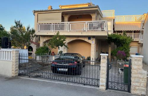 Villa Ella - Photo 2