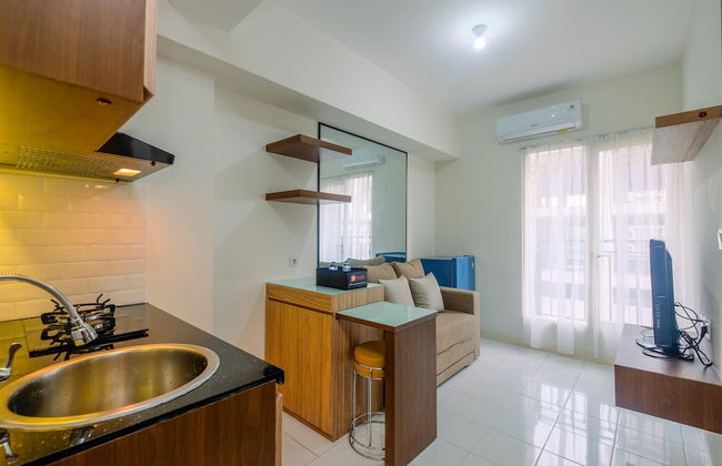 Comfortable 2BR Apartment at Podomoro Golf View - Photo 11