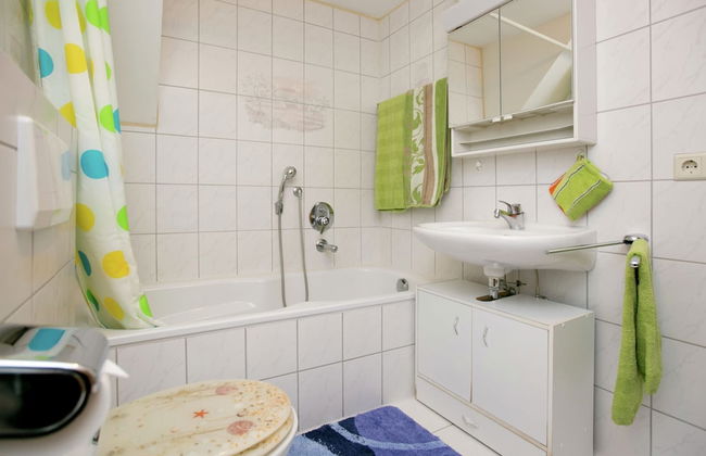 Spacious Apartment near Lake Constance with Covered Balcony - Foto 7