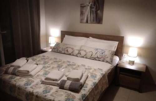 Iris Deluxe Suites 1 - Photo 66