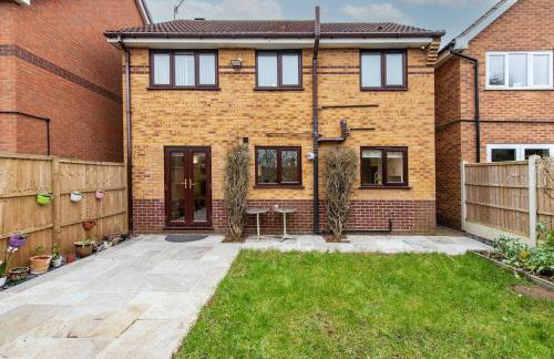 5 Bedroom Family & Contractor House in Nuthall, Nottingham - Sleeps 9 - By CircleWay Homes - Foto 3