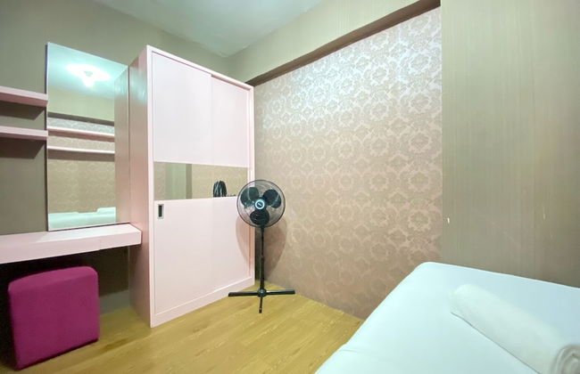 Spacious 3Br At Gateway Ahmad Yani Cicadas Apartment - Photo 16