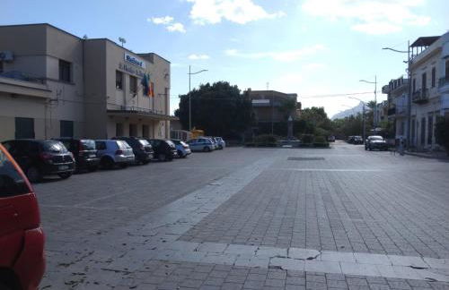 La Terrazza Solarium, in pieno centro 60m dalla stazione ferroviaria 700m dal mare - Foto 26
