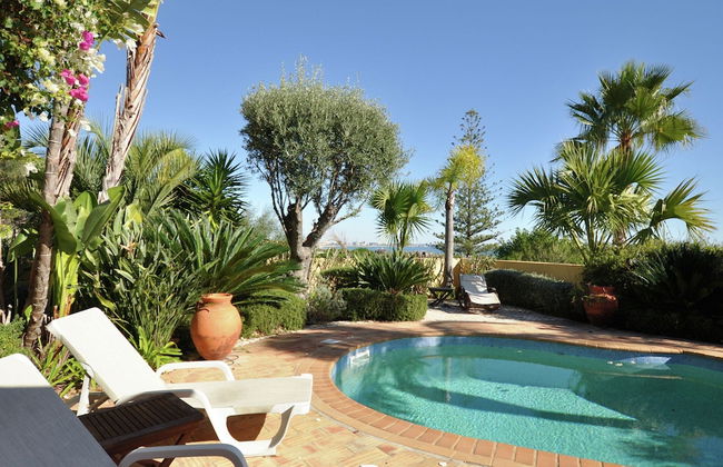 Semi-detached Villa With 1 Bedroom Located Near Meia Praia Beach - Lagos - Foto 1